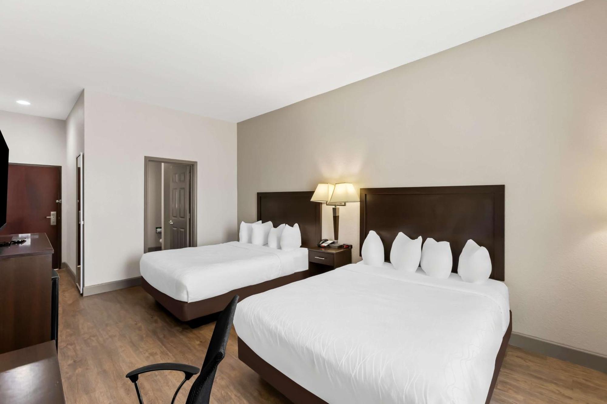 Sonesta Essential Лапорт Экстерьер фото